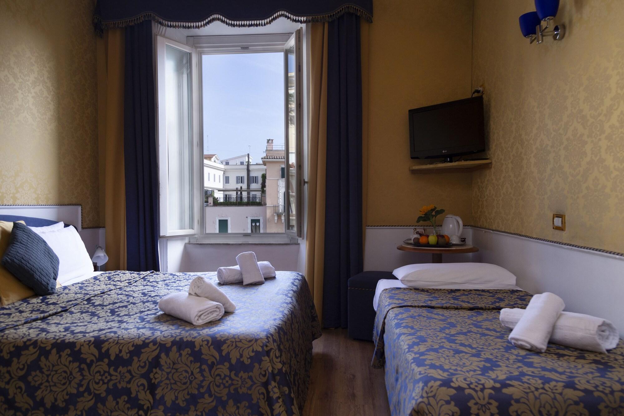 Ih Piazza Di Spagna View - Luxury 3*