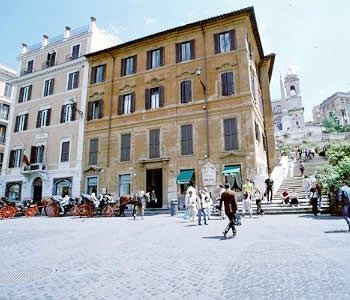 Ih Piazza Di Spagna View - Luxury 3* Roma