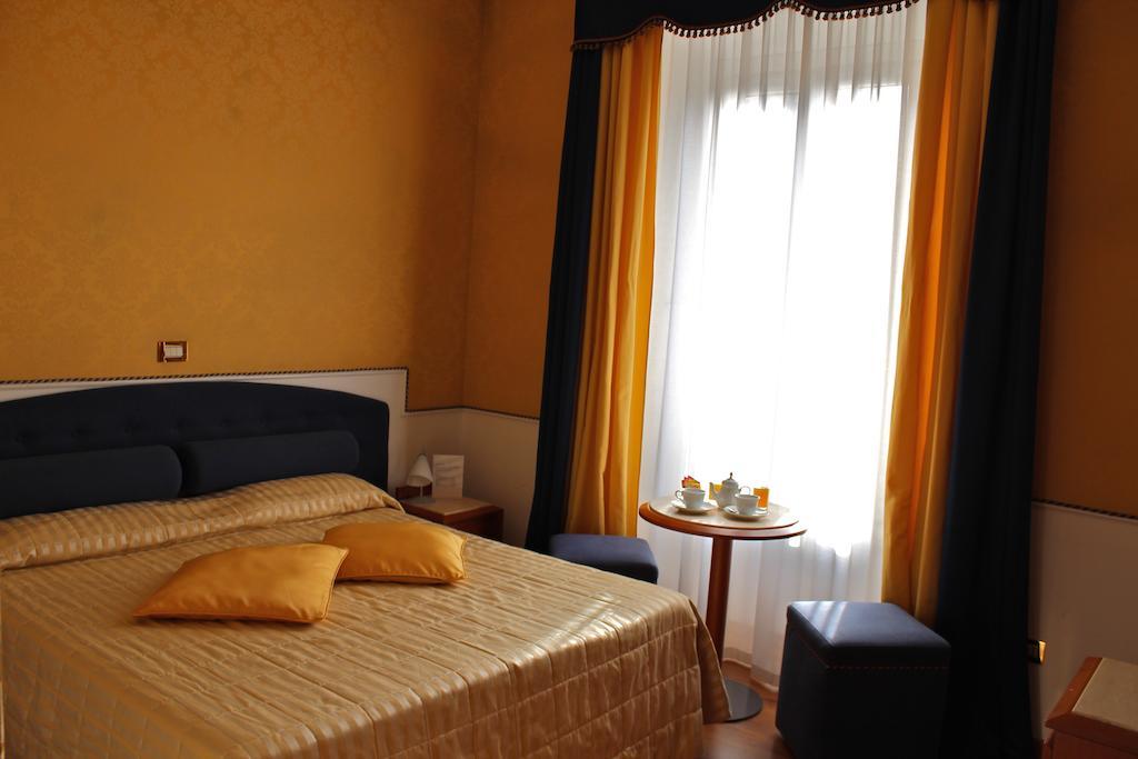 Ih Piazza Di Spagna View - Luxury Affittacamere