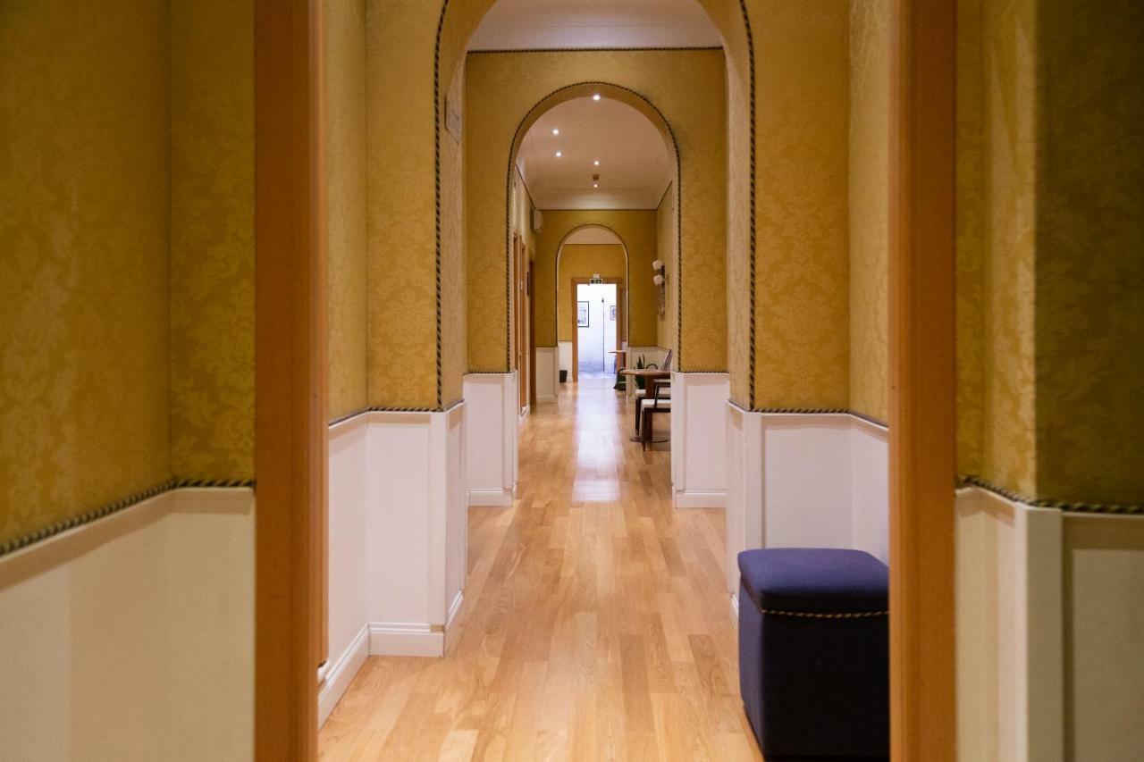 Affittacamere Ih Piazza Di Spagna View - Luxury 3*