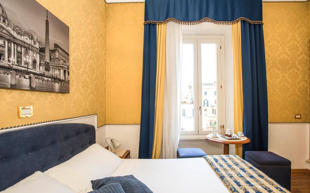 Ih Piazza Di Spagna View - Luxury 3*