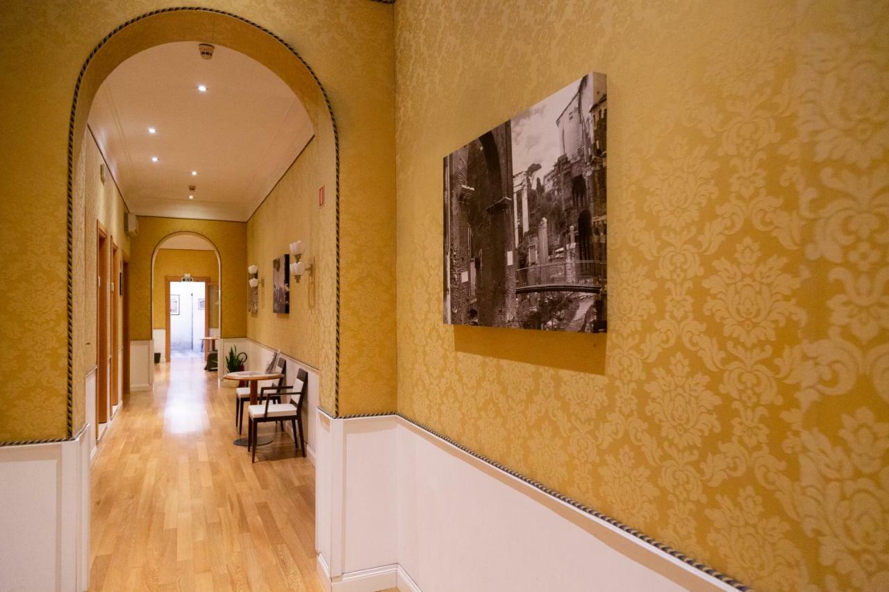 Ih Piazza Di Spagna View - Luxury 3* Rome