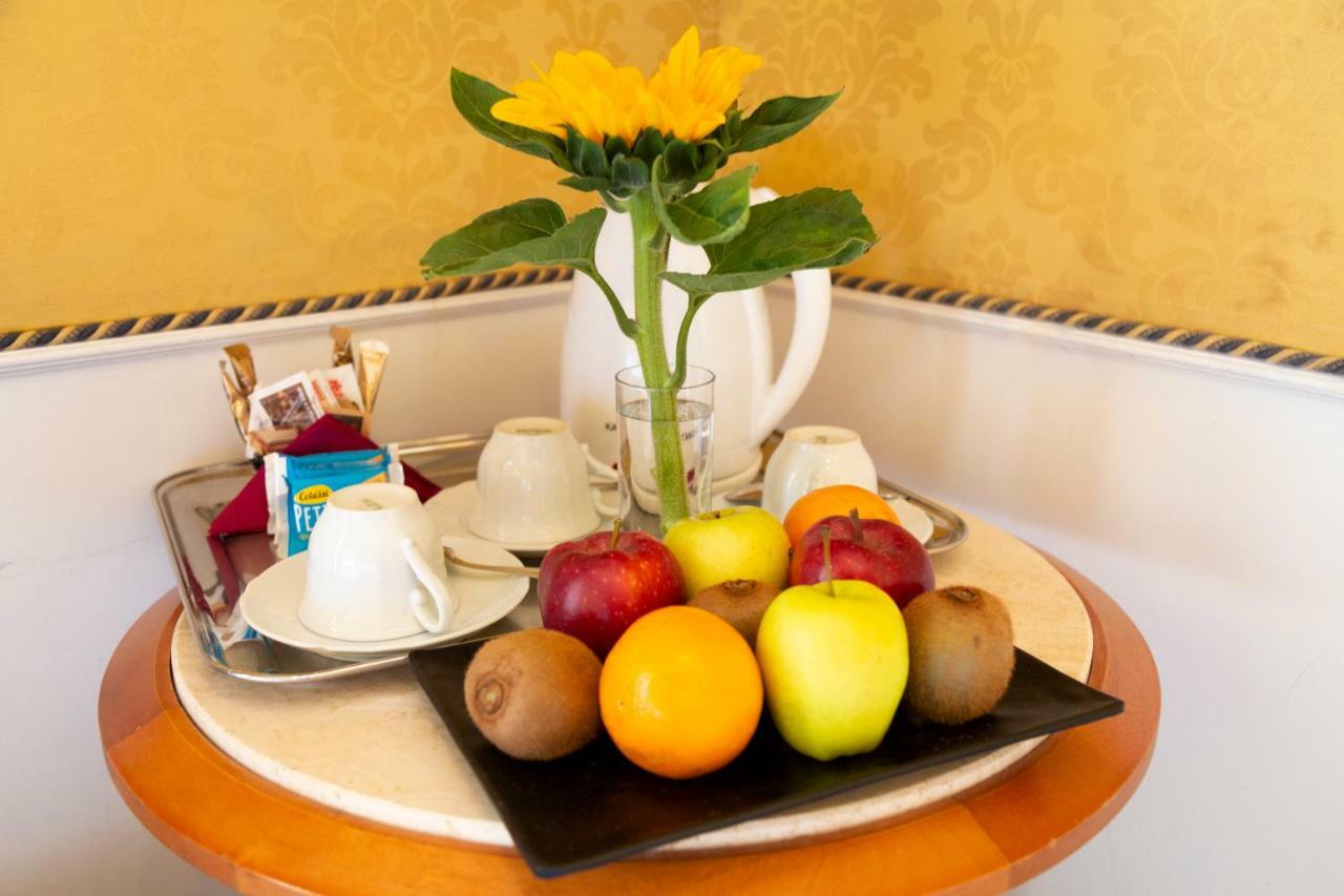 Ih Piazza Di Spagna View - Luxury Guest house